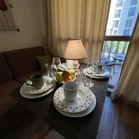 Cascadas, With A Pool View Apartment