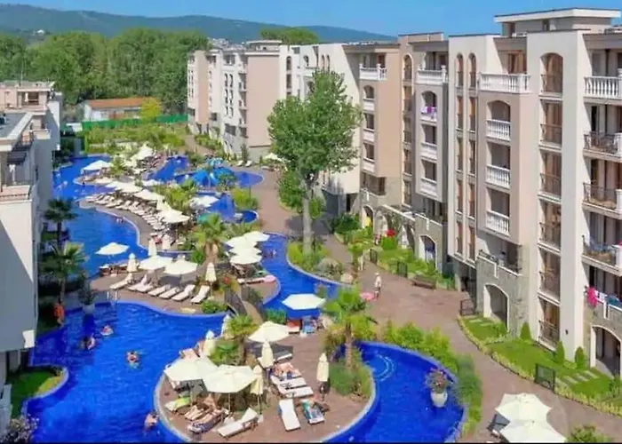 Lejlighed Cascadas, With A Pool View Sunny Beach